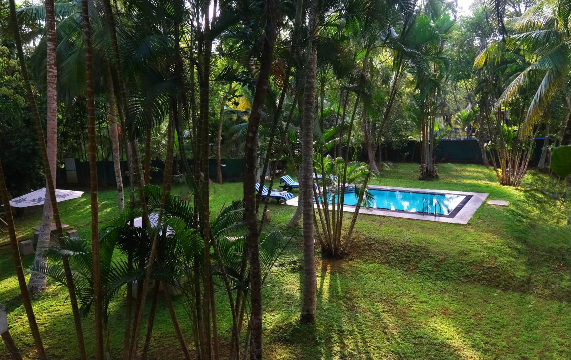 Chandra Villa - LEVEL 1 CERTIFIED Bentota Exteriör bild